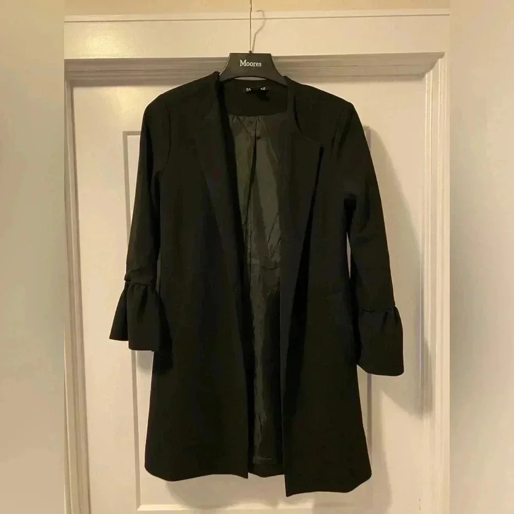 Women’s Size Small Coat - Picture 8 of 8